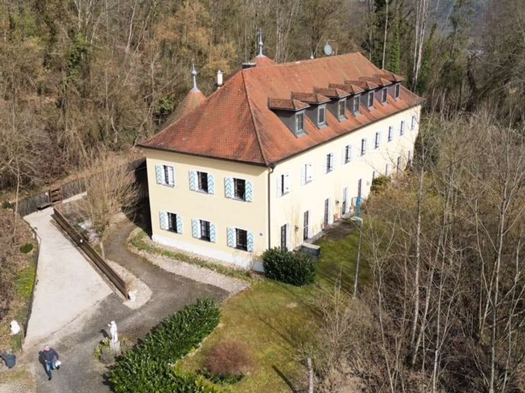 Immobilie in Beilngries - Wohnen im Schlösschen - Bild 1