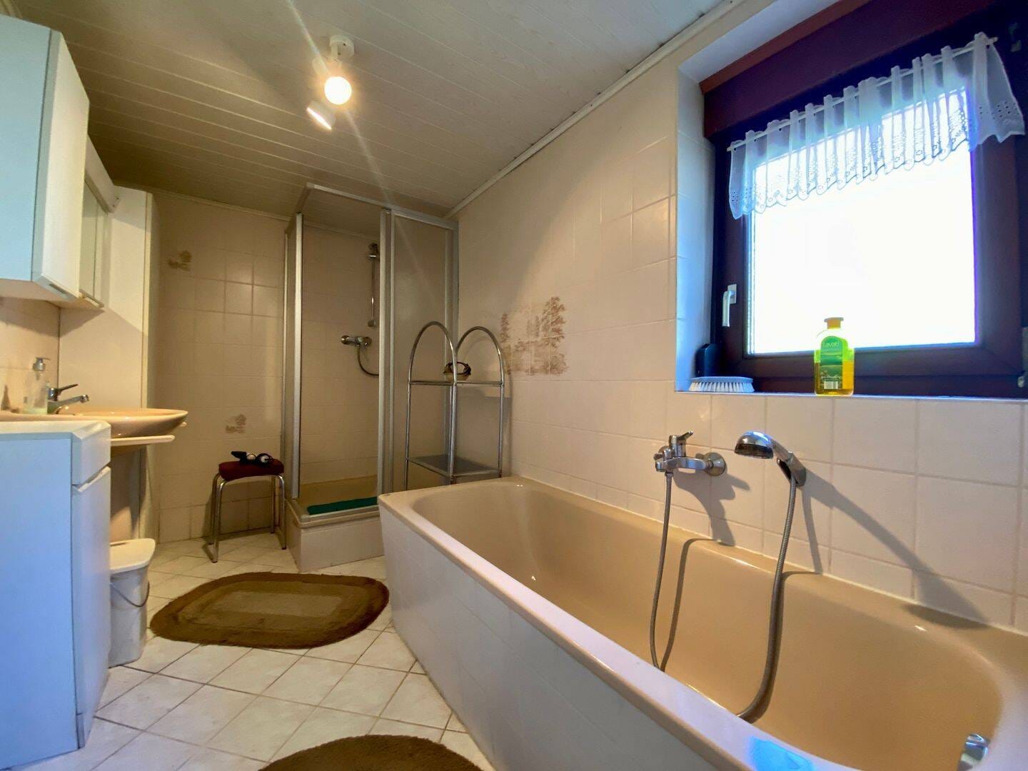 Immobilie in Amt Creuzburg - Einfamilienhaus mit viel Potenzial - Bild 3