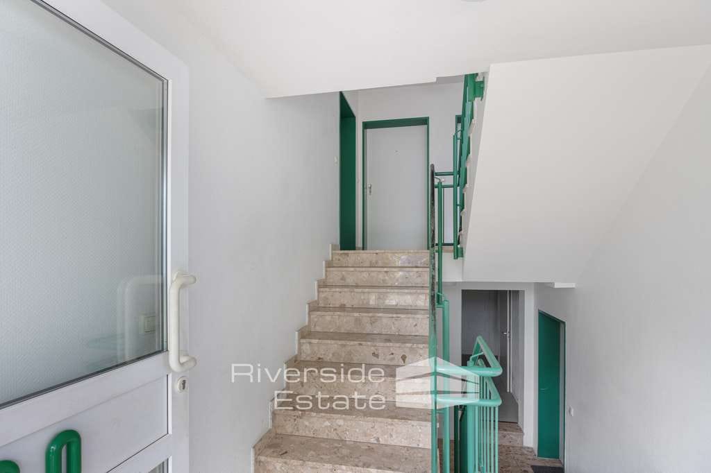 Immobilie in Hessisch Oldendorf - Hessisch Oldendorf I Kompakte 2-Zimmer-Wohnung mit Potenzial und Stellplatz - Bild 2