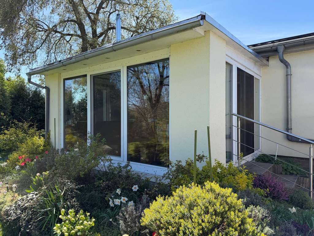 Immobilie in Randowtal - Einladendes Einfamilienhaus mit Wintergarten und Carport in Randowtal - Bild 0