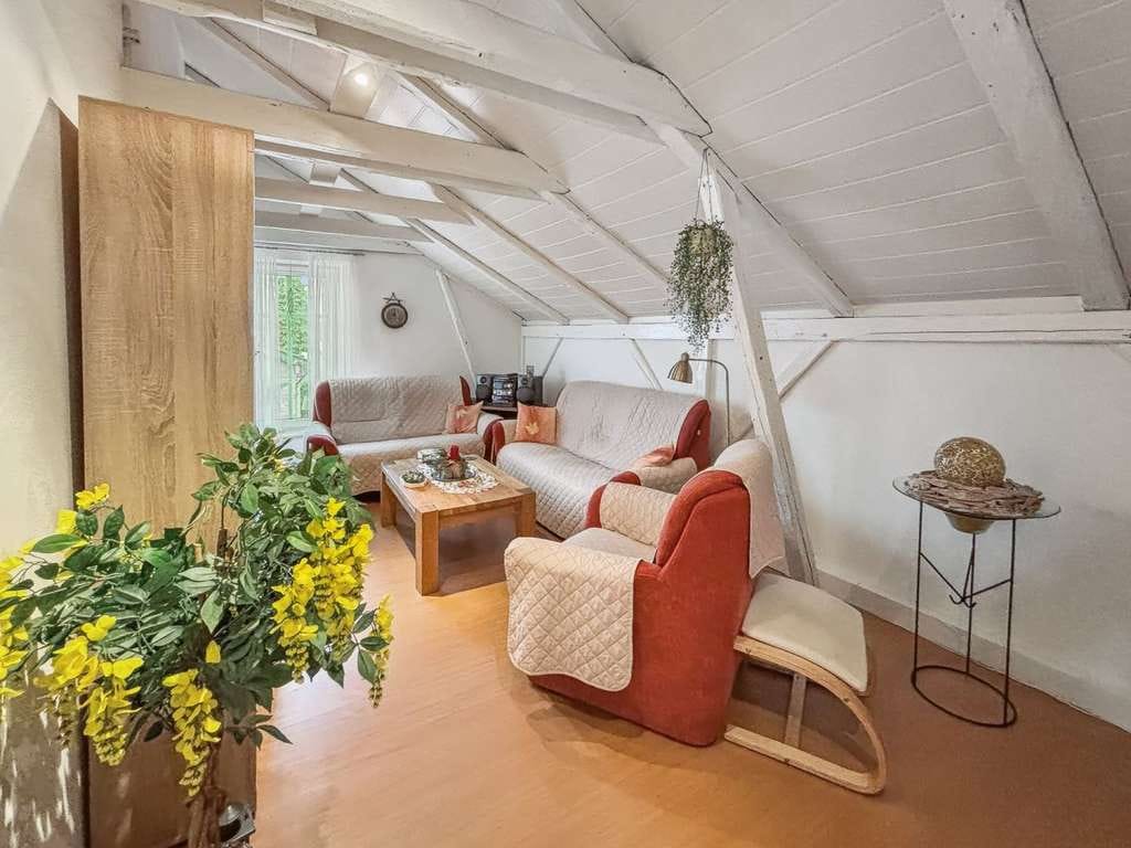 Immobilie in Owschlag - Kapitalanlage: Vermietete 2-Zimmer-Dachgeschosswohnung mit Balkon und Stellplatz in Owschlag - Bild 3