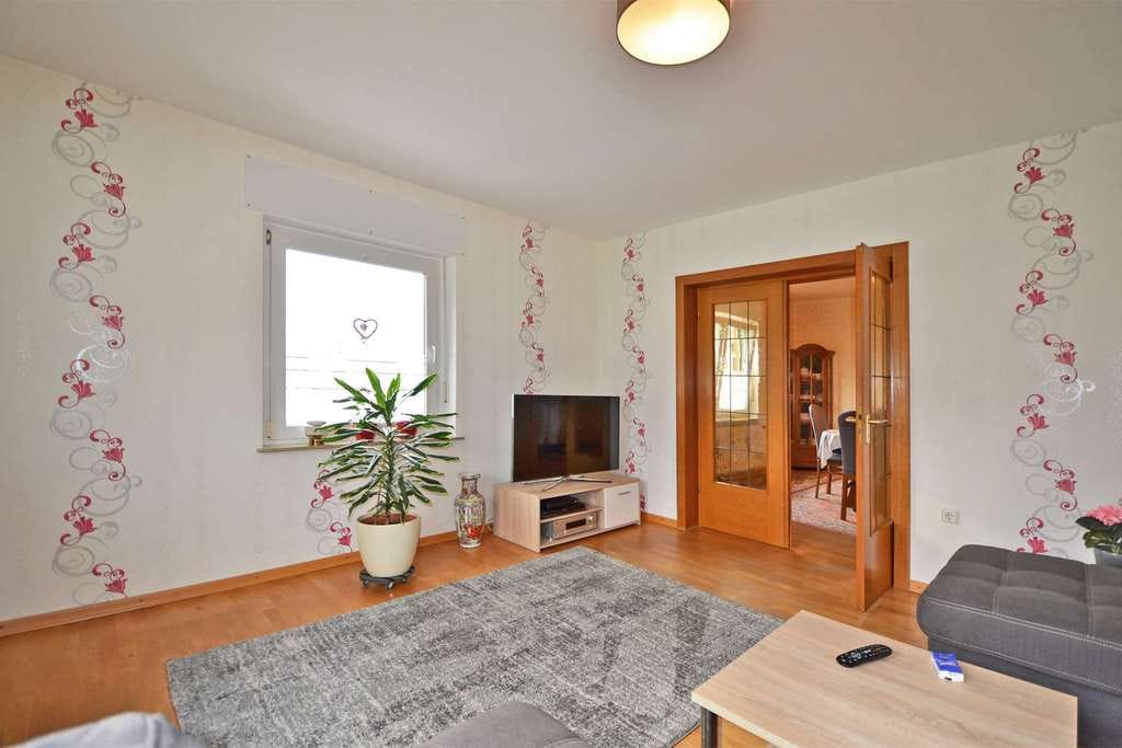 Immobilie in Trier - TR-Ruwer: Gepflegtes Zwei-Parteienhaus für Eigennutzer oder Kapitalanleger in beliebter Wohnlage - Bild 4
