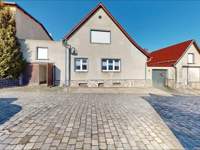 Immobilie in Klostermansfeld - PROVISIONSFREI: Viel Raum unter einem Dach - 8-Zimmer-Haus in Klostermansfeld - Bild 0