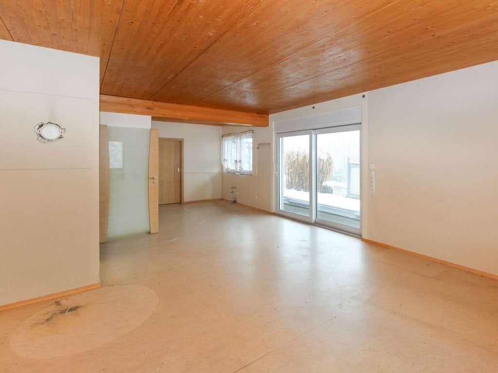 Immobilie in Neuhof - Attraktives Zweifamilienhaus mit Einliegerwohnung in Neuhof-Hattenhof - Bild 4