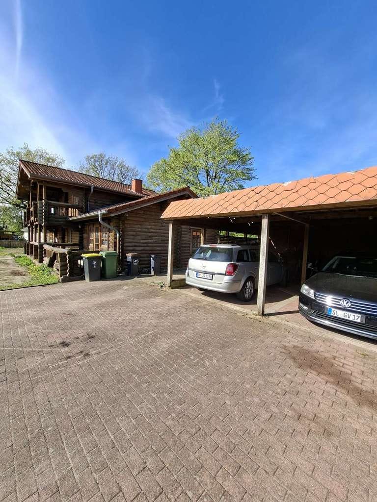 Immobilie in Jerrishoe - Charmantes Blockhaus mit großem Süd-/Westgrundstück in ruhiger Lage - Bild 2