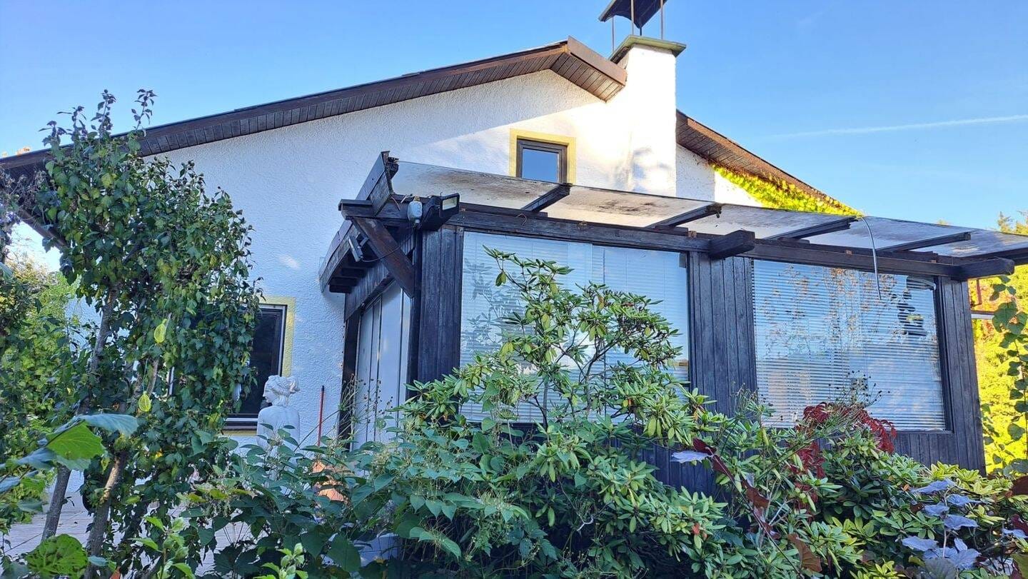 Immobilie in Sinzing - Renovierungsbedürftig - Einfamilienhaus mit Einliegerwohnung in Saxberg - Bild 3