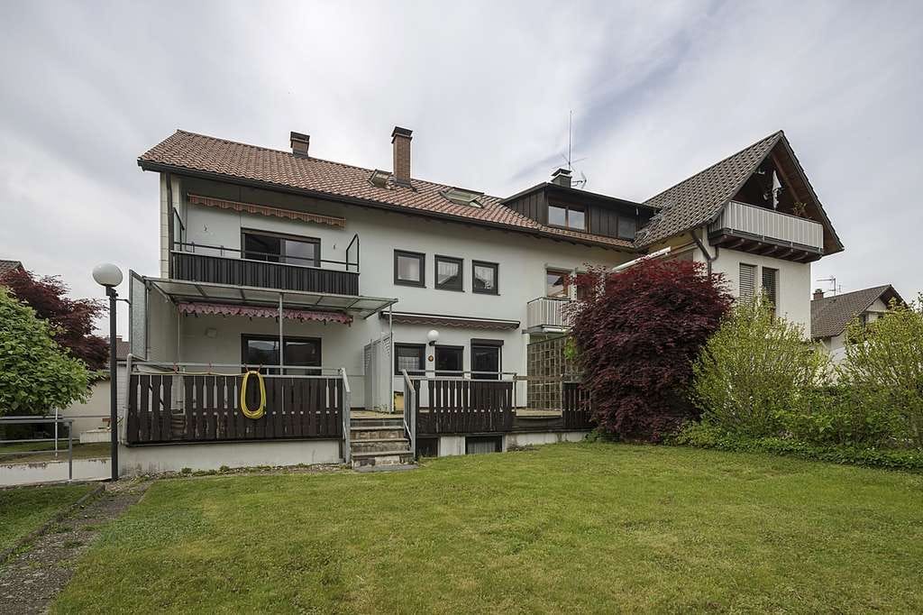 Immobilie in Kirchzarten - In Kirchzarten zentral leben! (Erbbaurecht für nur 62,50 EUR mtl.  oder Grundstückskauf möglich) - Bild 1