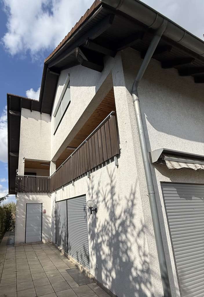 Immobilie in Böhl-Iggelheim - Vielseitiges Zweifamilienhaus mit großen Platzangebot (Potential Mehrgenerationenhaus) - Bild 1