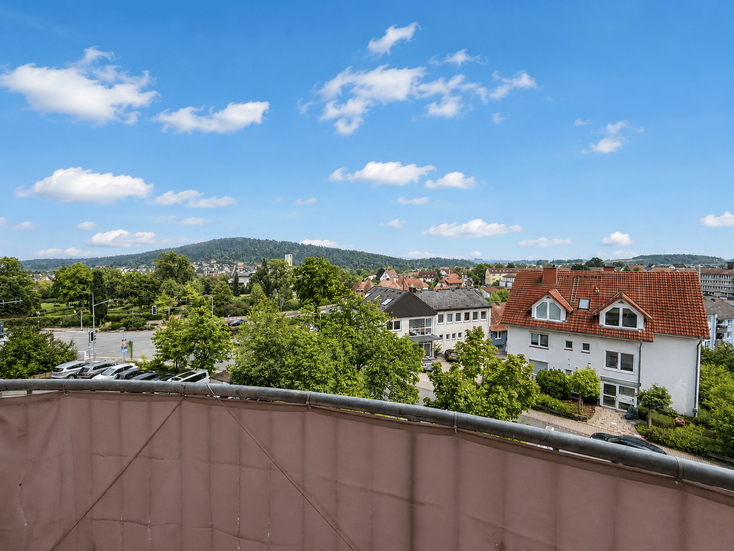Immobilie in Wolfhagen - Zentral wohnen in Wolfhagen: Helle 3-Zimmer-Wohnung in der Kurfürstenstraße – ideal für Paare, kleine Familien oder Kapitalanleger! - Bild 0