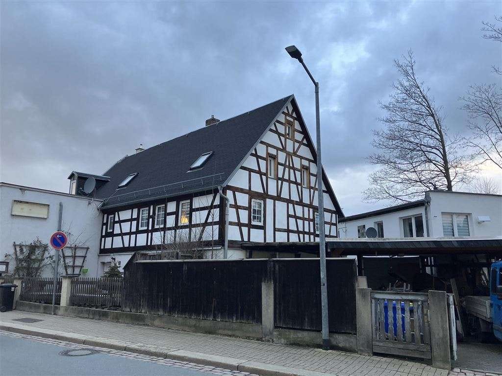 Immobilie in Meerane - Vermietetes Einfamilienhaus in städtischer Lage! - Bild 0