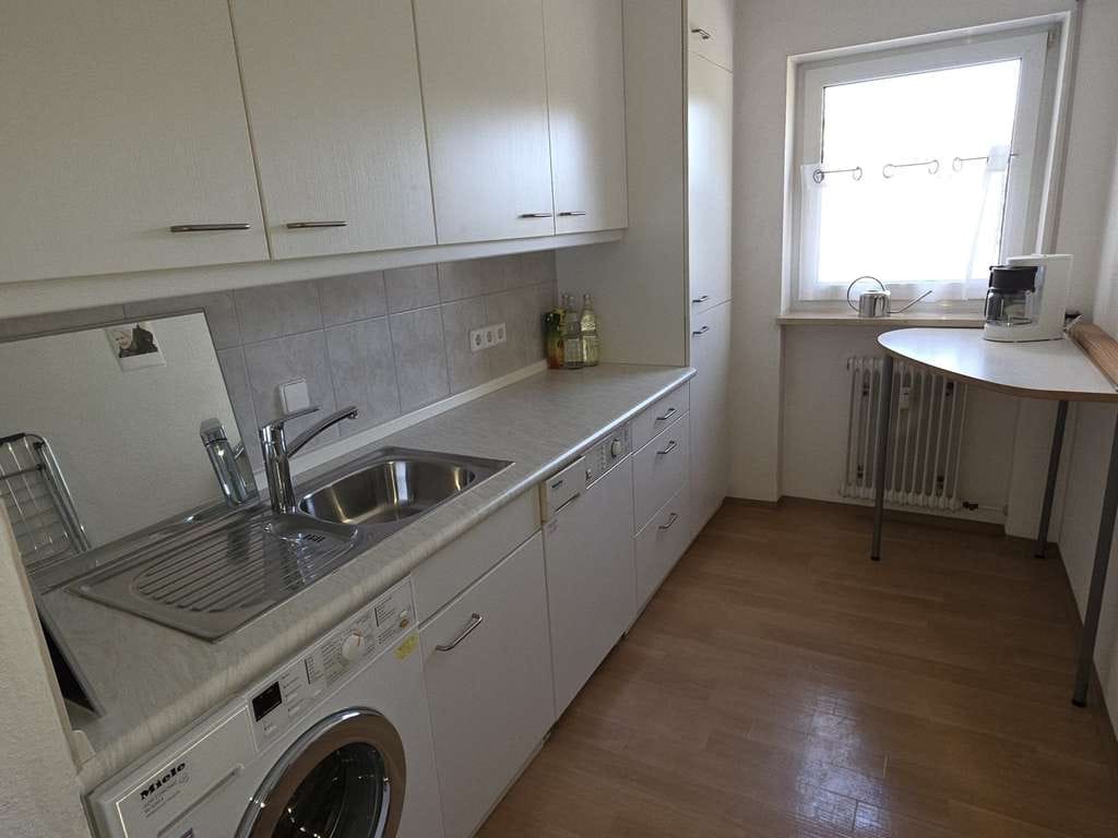 Immobilie in Rümmingen - 2 Zi.-ETW mit EBK, Balkon & Garage - Kurzfristig frei! - Bild 3