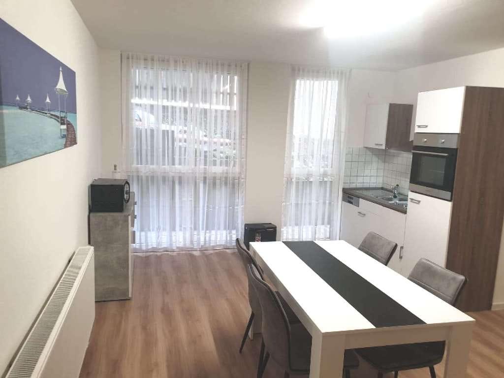 Immobilie in Aichtal - Gepflegtes 6 Familienhaus mit kleiner Gewerbefläche ! - Bild 3