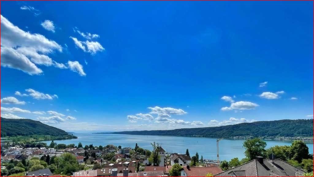 Immobilie in Bodman-Ludwigshafen - Ein Juwel am Bodensee - Traumlage mit Panoramaseesicht - Bild 0