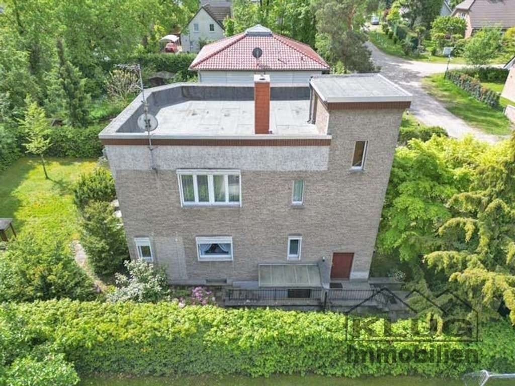 Immobilie in Hohen Neuendorf - Hohen Neuendorf! Einfamilienhaus mit gefragten Attributen der klassischen Bauhaus-Architektur - Bild 3