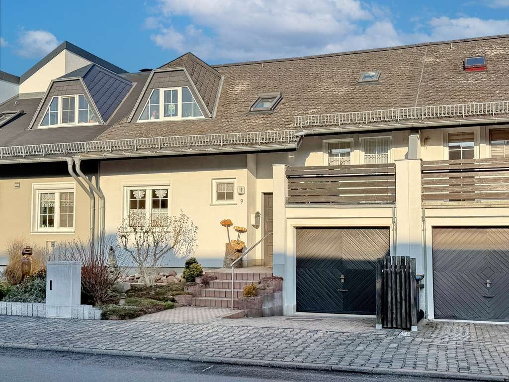 Immobilie in Schipkau - Platz für die ganze Familie - Reihenmittelhaus mit Terrasse, kl. Wintergarten und modernem Wohnflair - Bild 2
