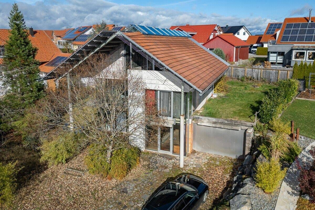 Immobilie in Böttingen - Junges Wohnen mit Panorama und Komfort - Bild 0