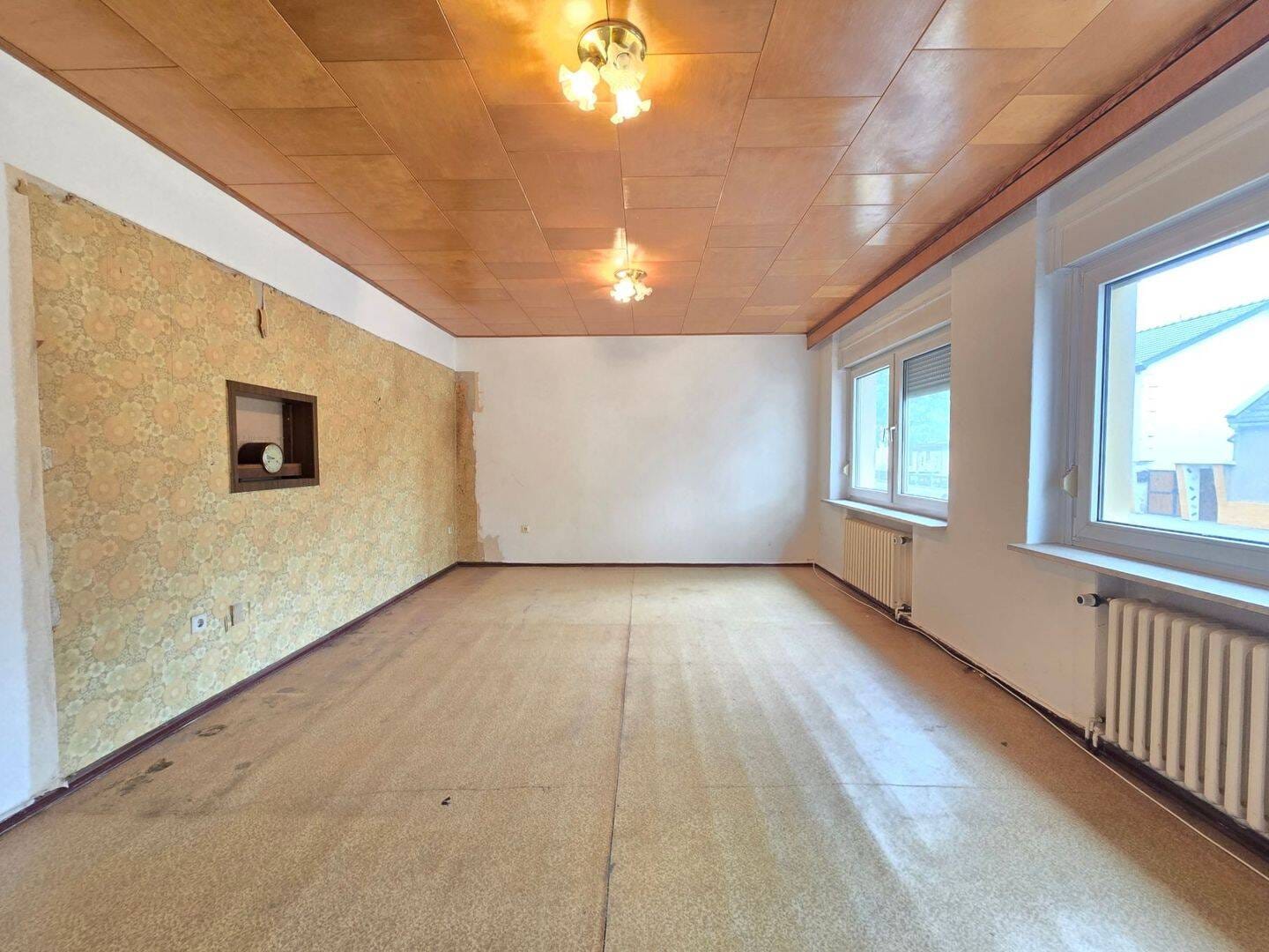 Immobilie in Staßfurt - Einfamilienhaus mit schönem Garten, sowie Garage - Bild 4