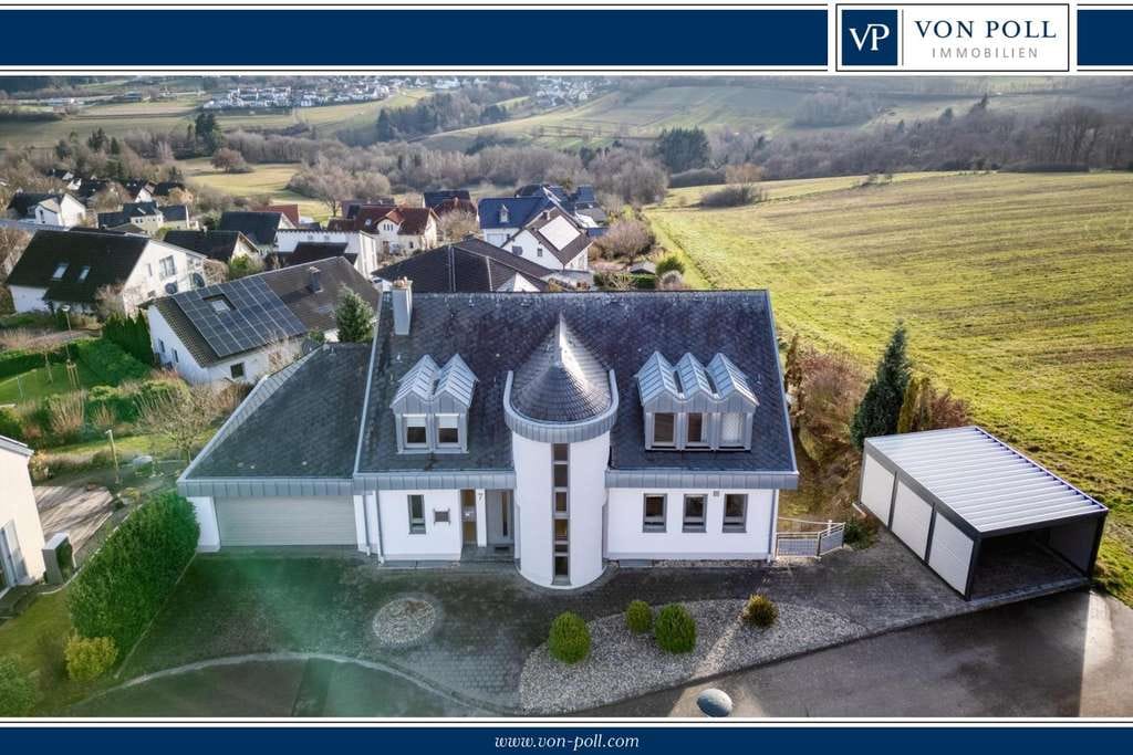 Immobilie in Gusterath - GUSTERATH: Modernes Schloss mit Panorama Weitblick - Bild 0