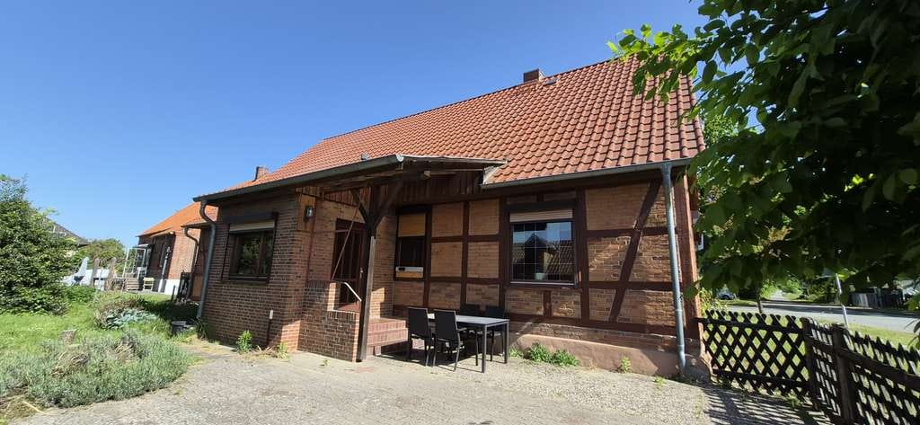 Immobilie in Gusborn - Stadtnah und ländlich zugleich - Charmantes EFH und Nebengelass mit viel Potenzial - Bild 0