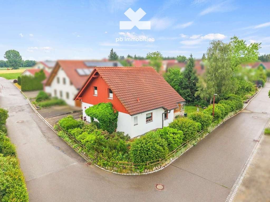 Immobilie in Fleischwangen - Familienidylle mit viel Freiraum im Grünen - Bild 1