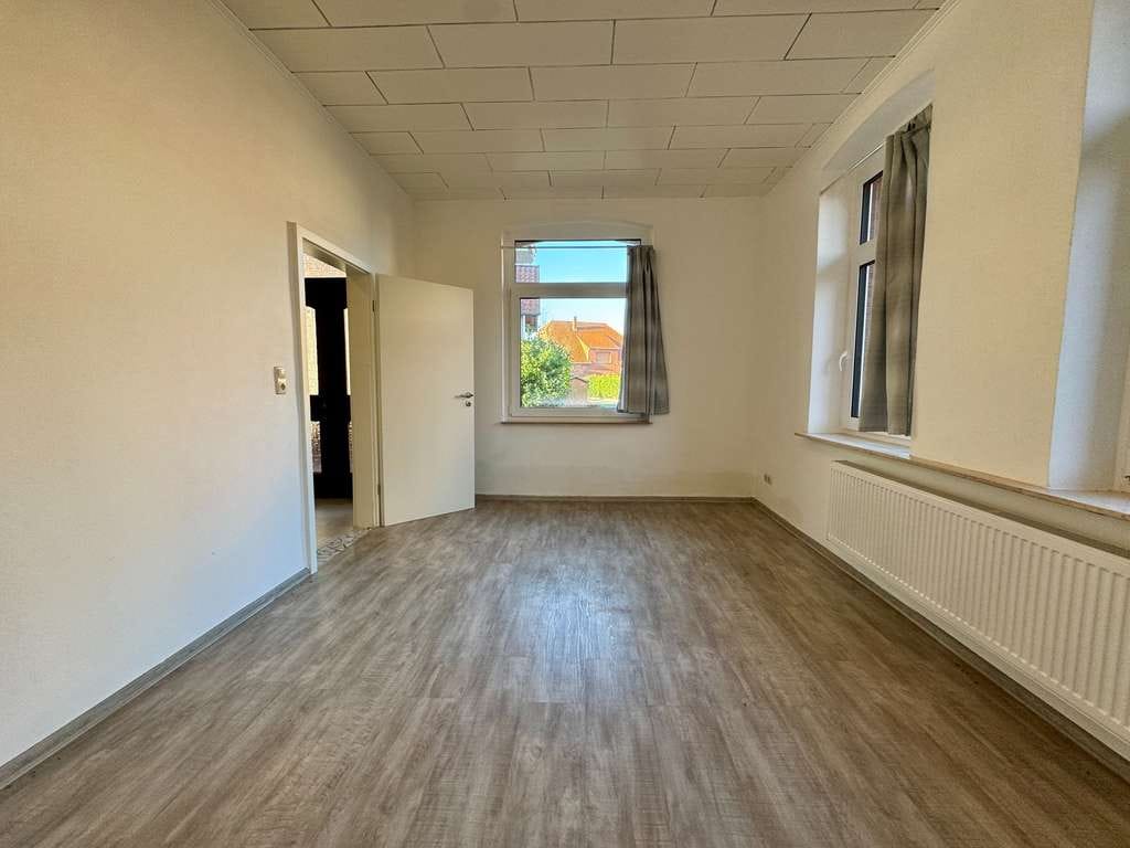 Immobilie in Leese - Zweifamilienhaus mit Scheune und vielseitigen Nutzungsmöglichkeiten in Leese! - Bild 2