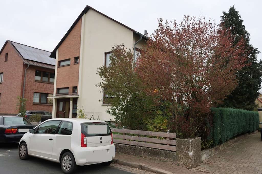 Immobilie in Sachsenhagen - Dreifamilienhaus mit Garten in guter Lage von Sachsenhagen! - Bild 0