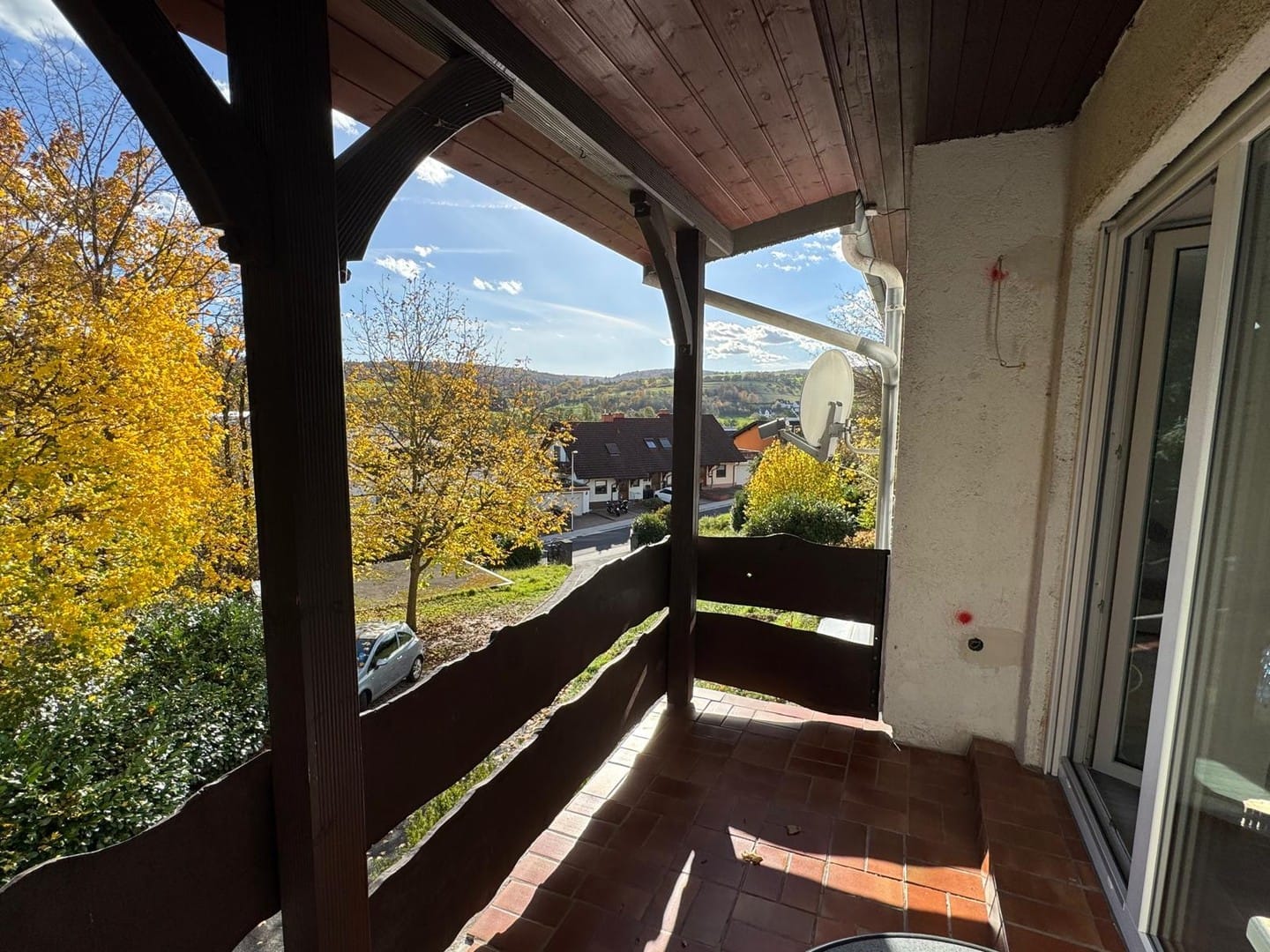 Immobilie in Obernburg am Main - Kernsaniertes Zweifamilienhaus (DHH) mit großem Grundstück, Garage und Garten in Obernburg am Main - Bild 4