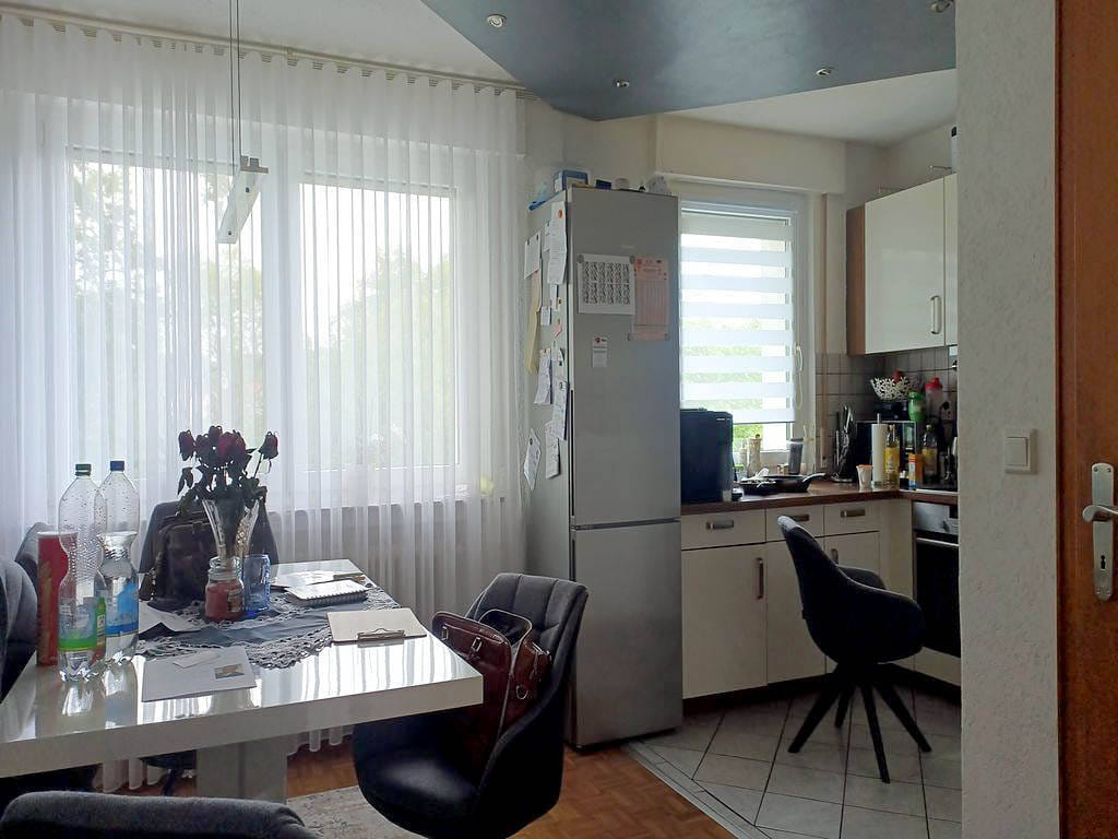 Immobilie in Hallenberg - Modernisiertes 5-Zimmer-Einfamilienhaus, voll unterkellert mit Garage und Balkon in ruhiger Wohnlage - Bild 2