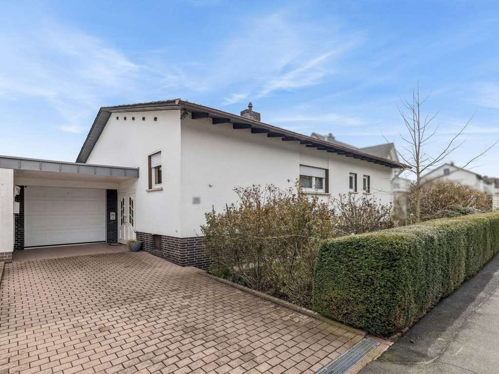 Immobilie in Wettenberg - Ein Zuhause zum Ankommen - Einfamilienhaus mit traumhaftem Garten und viel Potenzial in Wettenberg - Bild 1