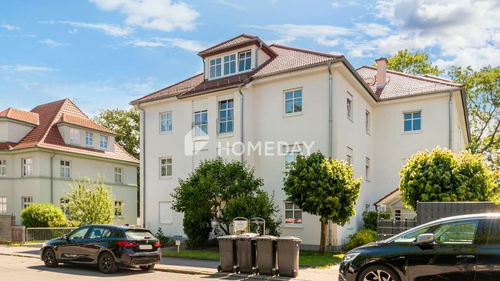 Immobilie in Arnstadt - Dachgeschosswohnung mit Potenzial – sanierungsbedürftig, sofort bezugsfrei und inkl. Duplex -TG - Bild 2