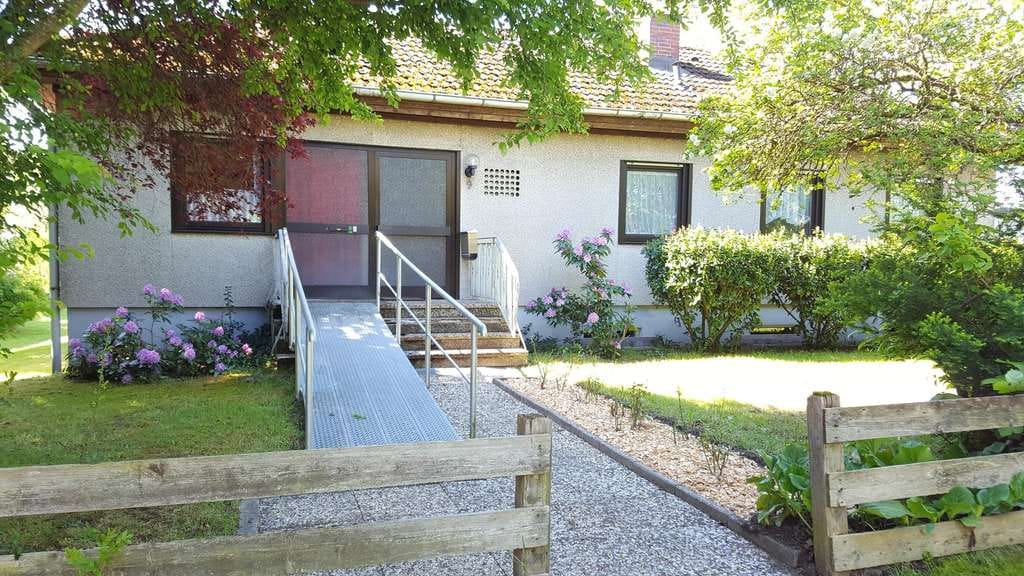 Immobilie in Echem - Ideal für Pferdehaltung - Einfamilienhaus, Baugrundstück, Stall und Hausweide / Resthof - Bild 2