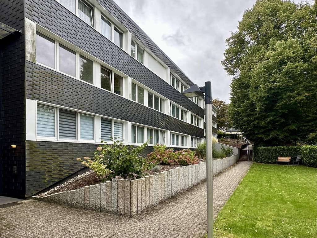 Immobilie in Wermelskirchen - Idealer Einstieg ins Eigenheim! Ansprechende 4-Zi-Wohnung in Wermelskirchen - Bild 2