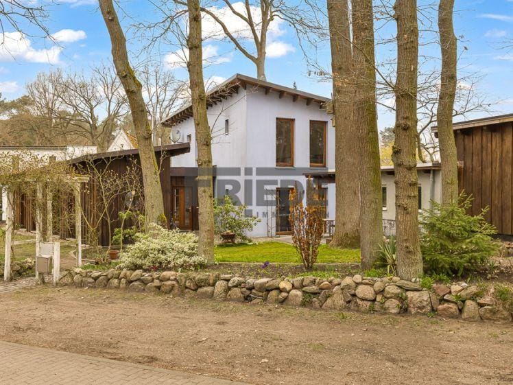 Immobilie in Barum - Besonderes Architektenhaus mit idyllischem Garten & separatem Wellnessbereich! - Bild 0