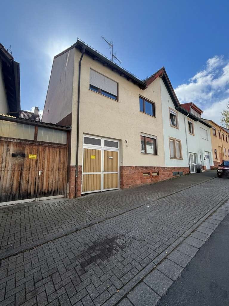Immobilie in Bad Dürkheim - Familienfreundliches Einfamilienhaus – Zentrumsnah in Bad Dürkheim - Bild 0