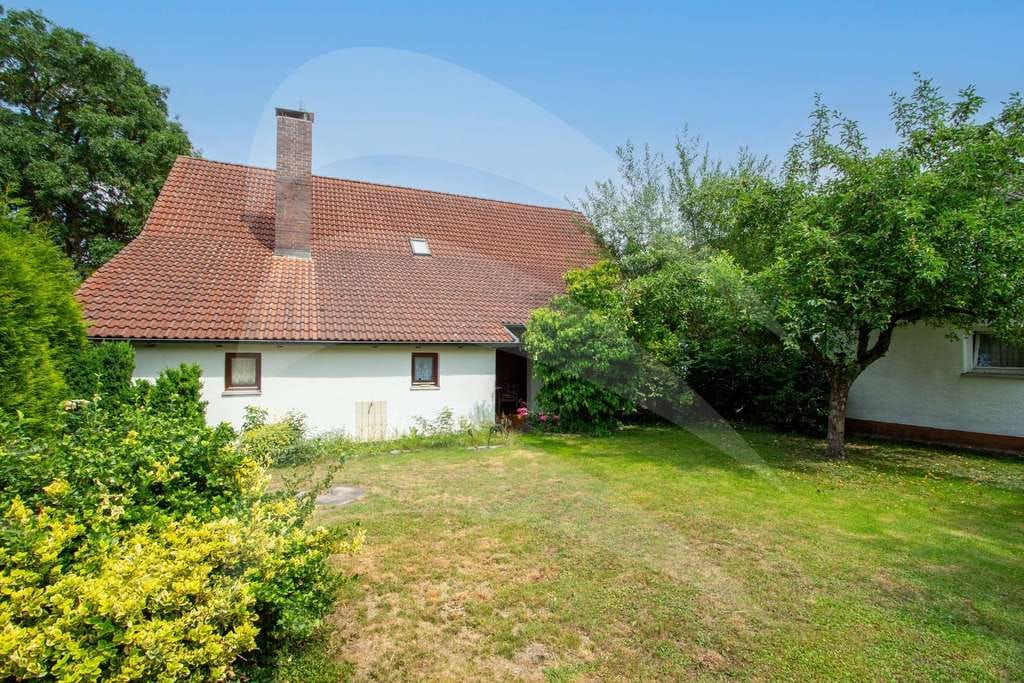 Immobilie in Mallersdorf-Pfaffenberg - Freistehendes Einfamilienhaus mit Entwicklungspotenzial - Bild 4