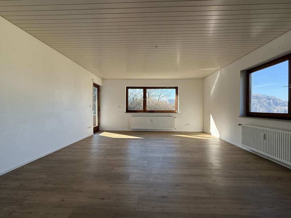Immobilie in Gaildorf - 2-3 Familienwohnhaus in schöner Hochlage von Gaildorf-Bröckingen - Bild 3