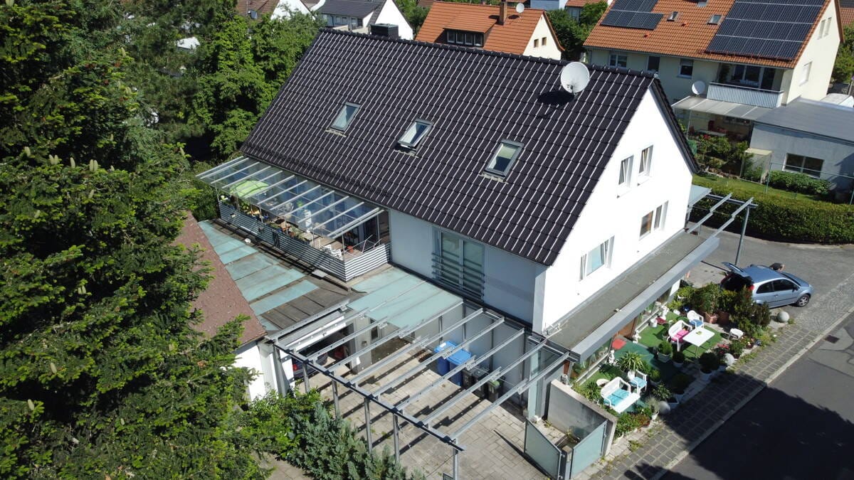 Immobilie in Nürnberg - *Attraktives Mehrfamilienhaus mit Potenzial für 6 Wohneinheiten!* - Bild 1