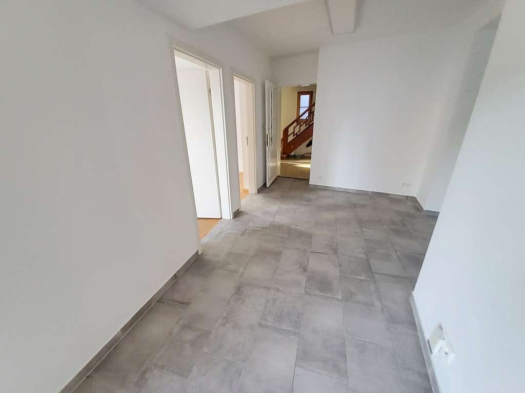 Immobilie in Ihringen - Mehrfamilienhaus mit 5 Wohnungen im Zentrum von Ihringen - Bild 3