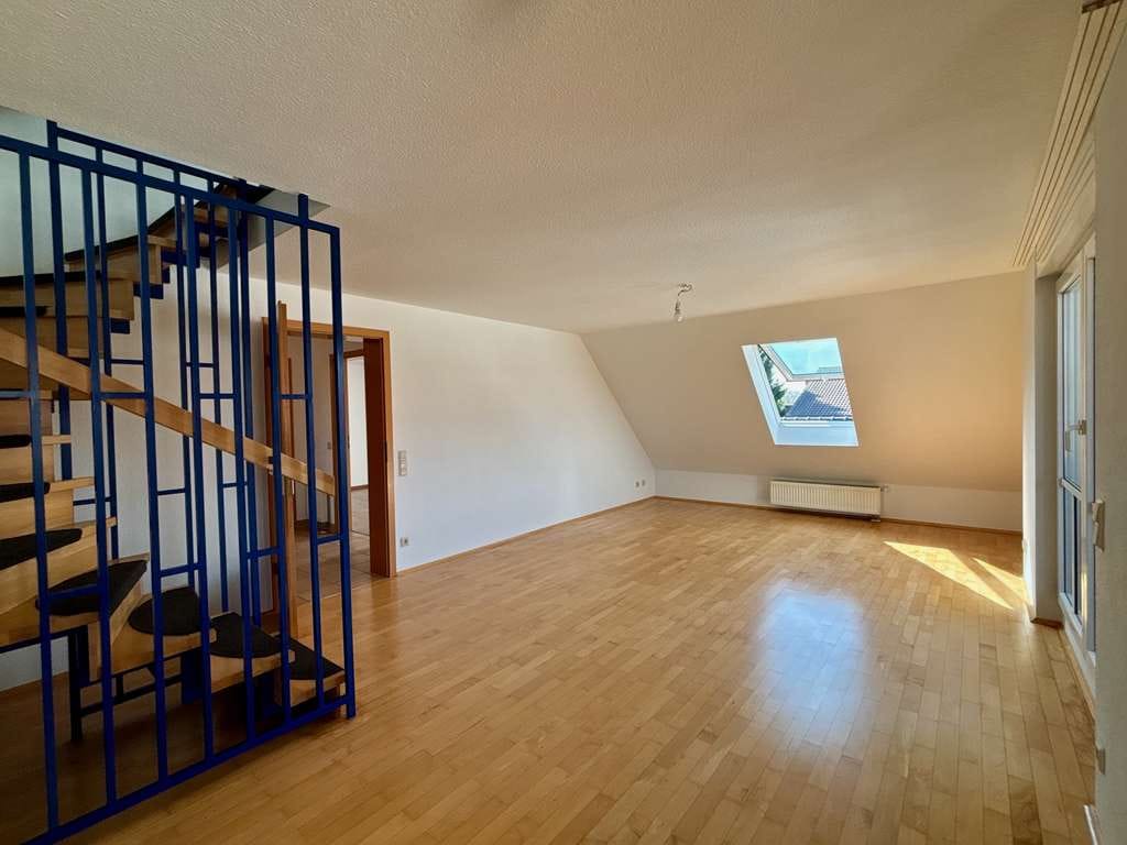 Immobilie in Waldsee - Stilbau bietet an: Heimelige Maisonette-Wohnung mit Loggia in Waldsee - Bild 3