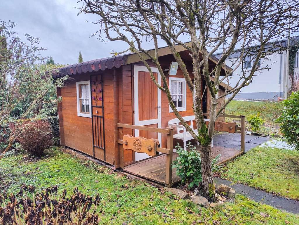 Immobilie in Flammersfeld - Ein-/Zweifamilienhaus in idyllischer Höhenlage mit herrlichem Ausblick! - Bild 4