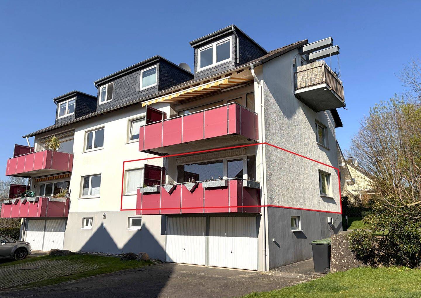 Immobilie in Neunkirchen-Seelscheid - Attraktive Eigentumswohnung im Zentrum von Seelscheid mit Balkon, Garage und Stellplatz! - Bild 0