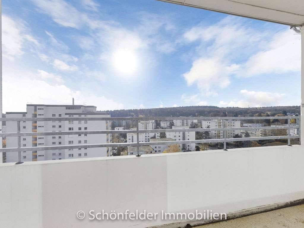 Immobilie in Oberursel - Sonnige helle Wohnung mit Fernblick am Waldrand Oberursels - provisionsfrei und bereit zum Einzug - Bild 2