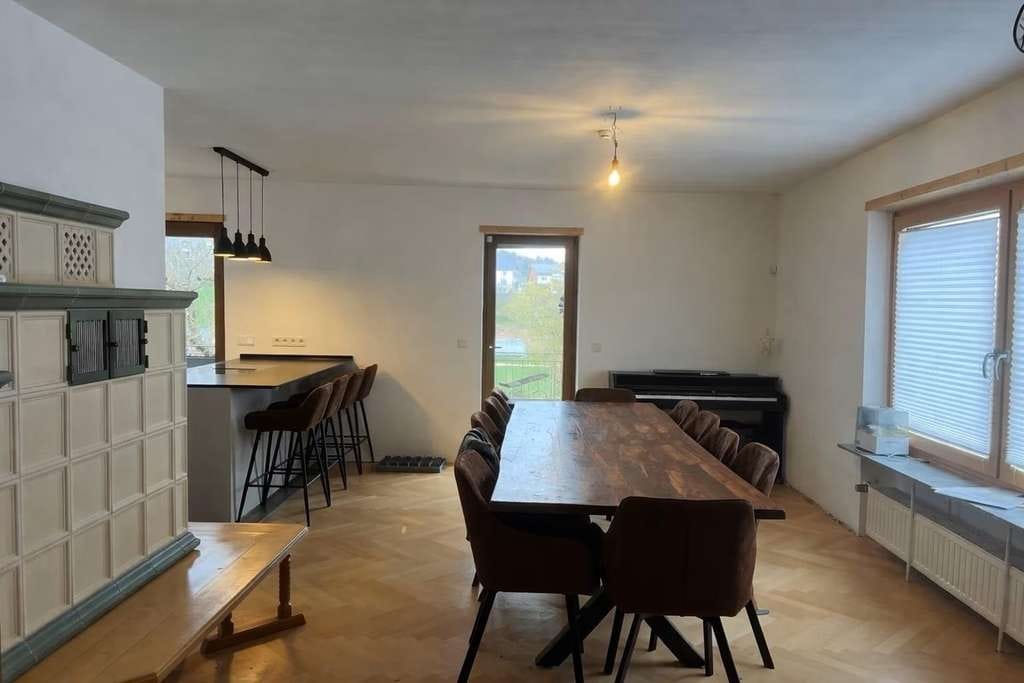 Immobilie in Oberthal - Umfassend modernisiertes Einfamilienhaus mit Zweifamilienhaus-Potenzial - Bild 1