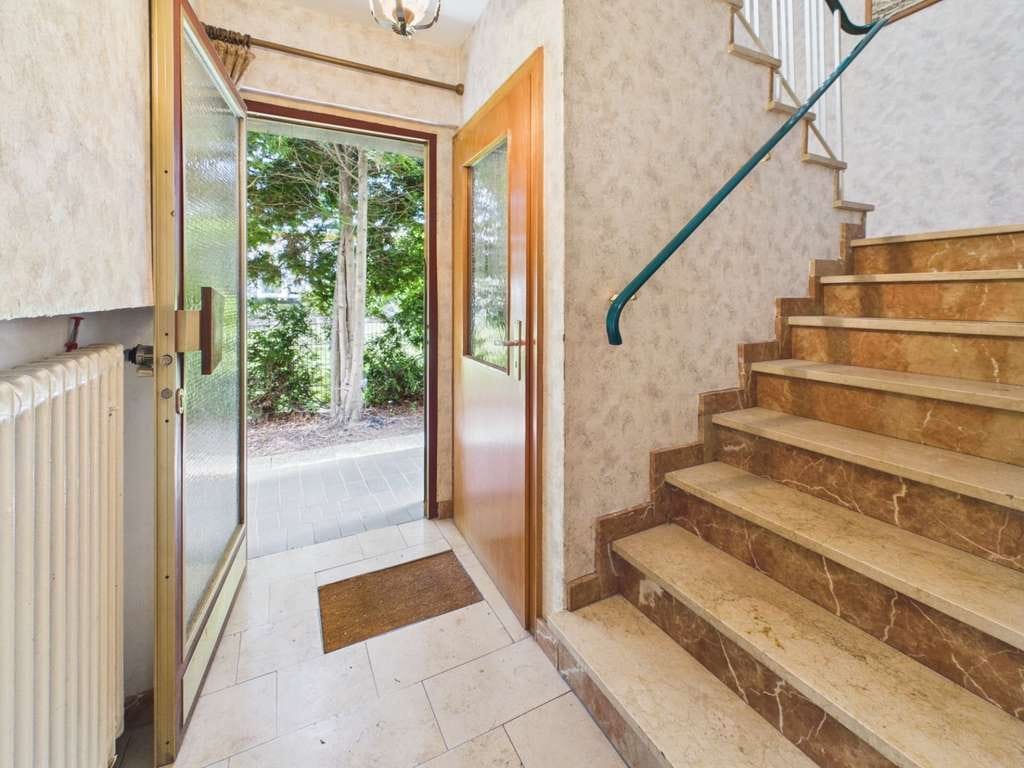 Immobilie in Hiddenhausen - Zwei Einheiten. Ein Haus. Viele Möglichkeiten. - Bild 3