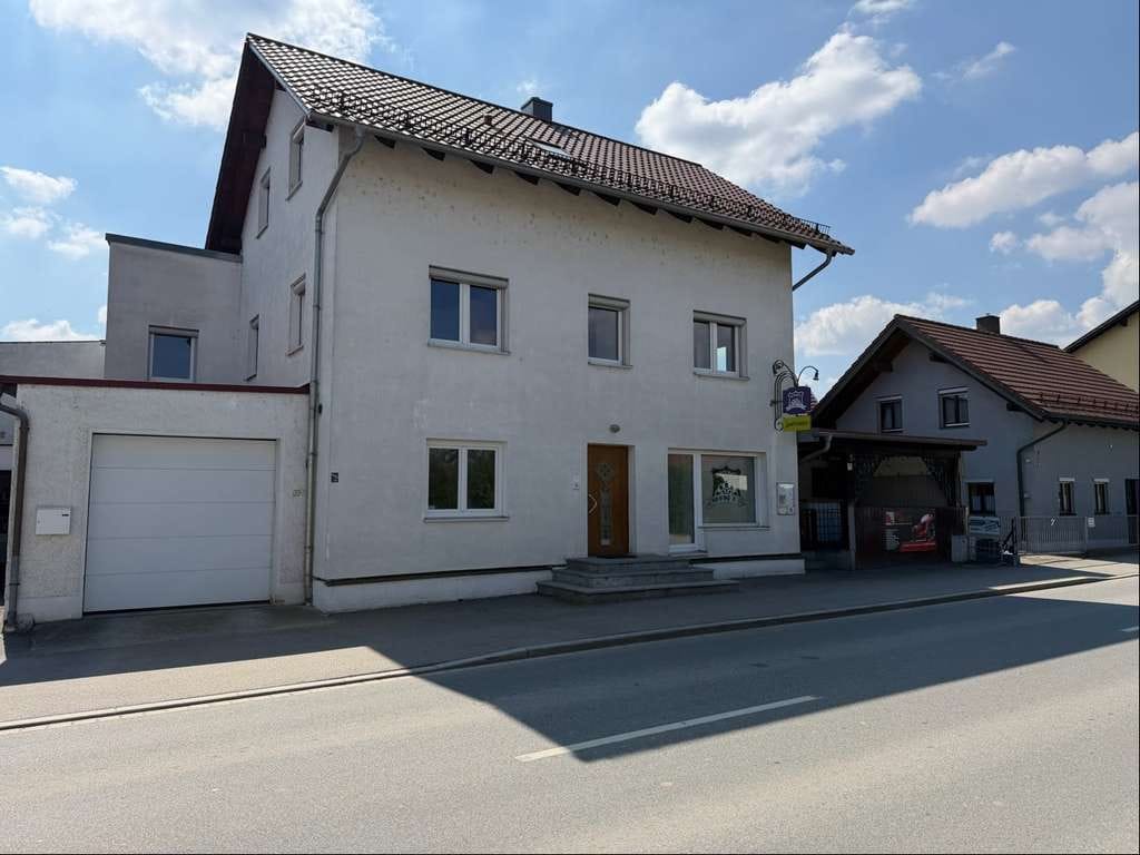 Immobilie in Neufahrn in Niederbayern - Zentral gelegen für Wohnen und Gewerbe - Bild 1