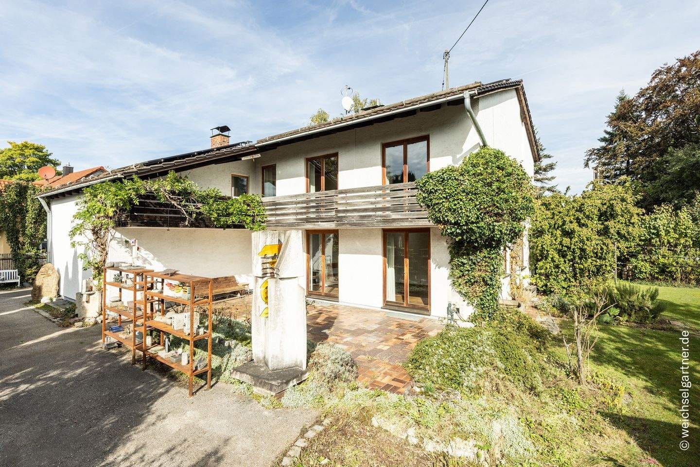 Immobilie in Kirchheim bei München - Wohnen & Arbeiten - Freistehendes Einfamilienhaus mit Atelier in ruhiger Ortslage - Bild 1