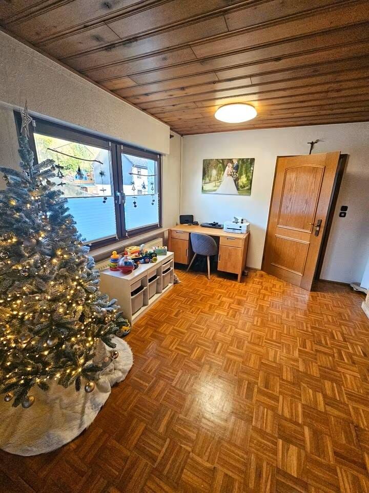 Immobilie in Heimbach - + Kernsaniert | Freistehend | 850m² Grundstück: Ihr neues Zuhause in Heimbach...in der Nordeifel + - Bild 3