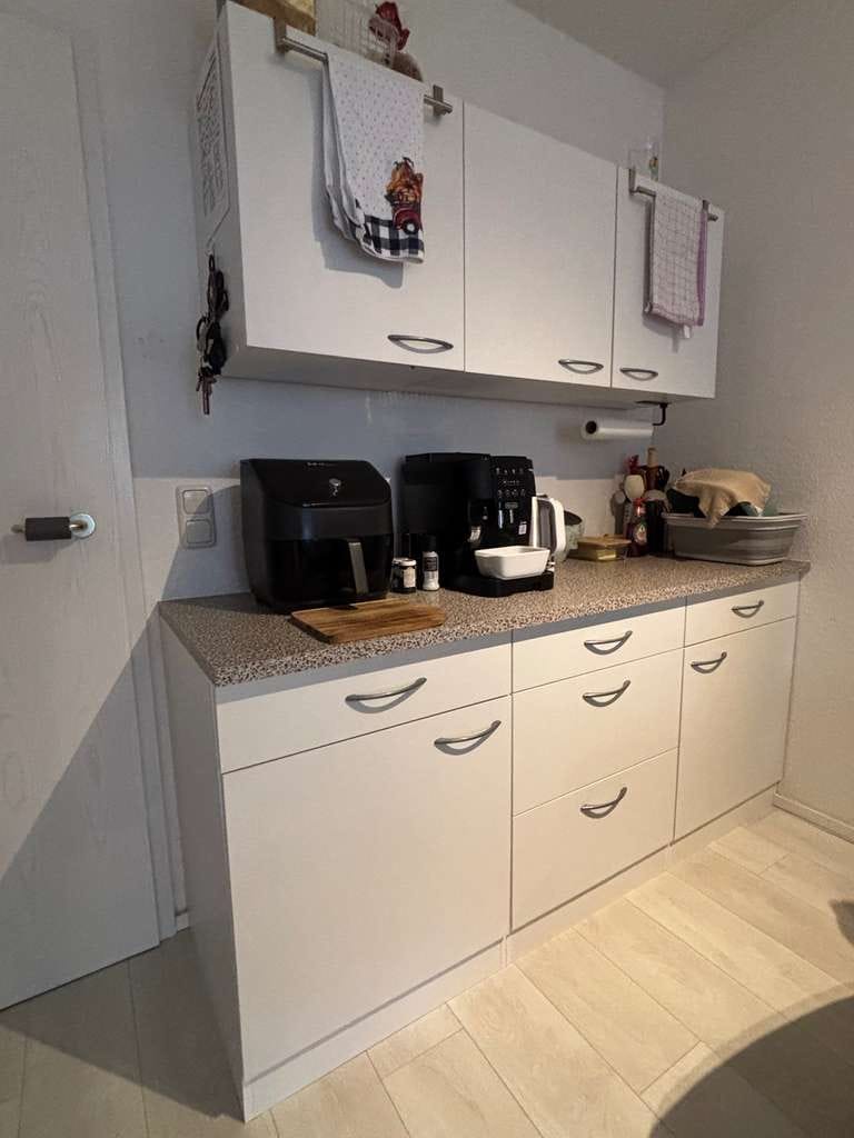 Immobilie in Kirchzarten - Helle und moderne 1-Zimmer-Wohnung inkl. Tiefgaragenstellplatz in Top Lage von Kirchzarten - Bild 2