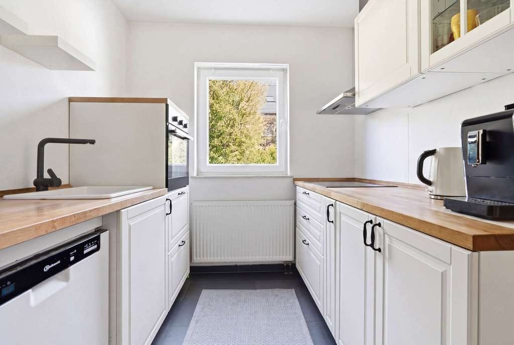 Immobilie in Eichenau - Familienglück in Eichenau: RMH mit Südausrichtung, Garten & Garage - Bild 2