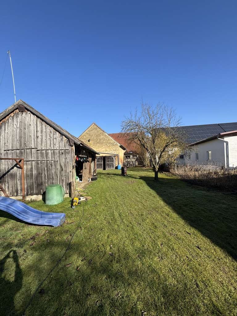 Immobilie in Pöttmes - Ein Zweifamilienhaus mit großem Garten!!!!!! - Bild 0